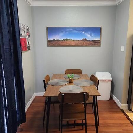Blue Shark *E4* @ Midtown Comfortable 1Br King Apartment هيوستن المظهر الخارجي الصورة